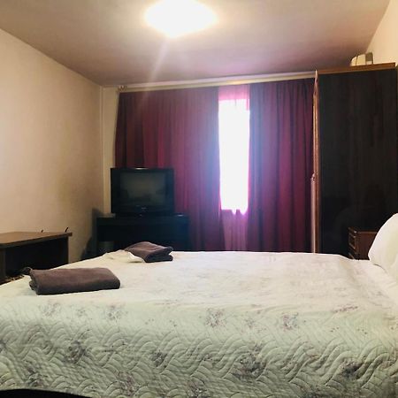 Mini Hotel Vesna Днепр Экстерьер фото