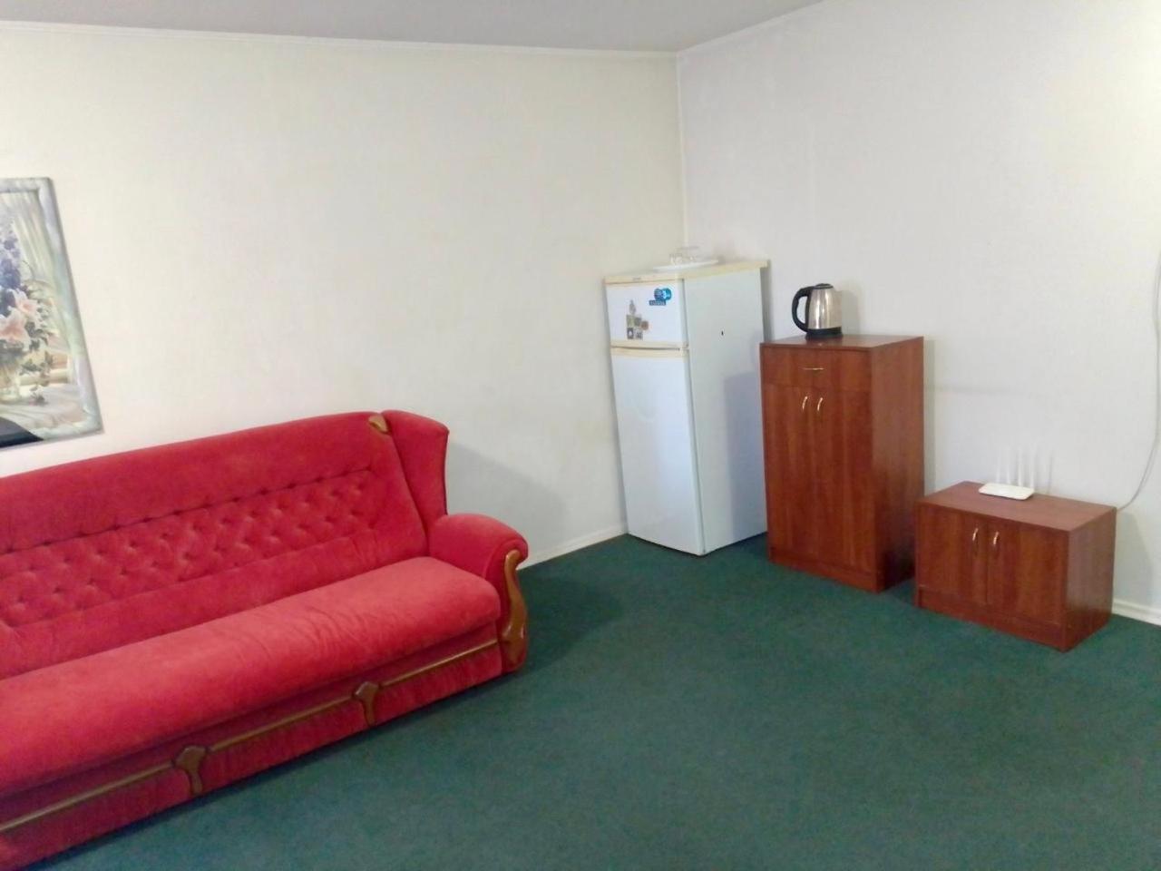 Mini Hotel Vesna Днепр Экстерьер фото