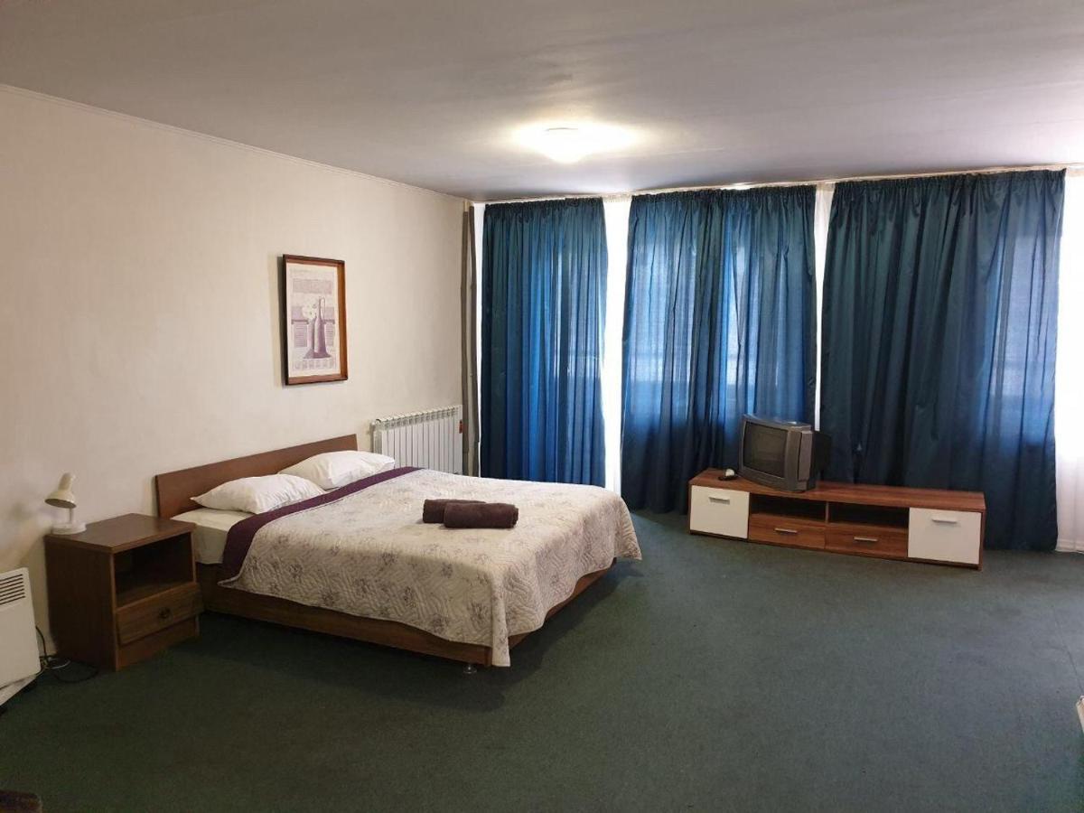 Mini Hotel Vesna Днепр Экстерьер фото